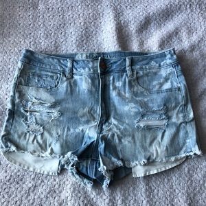 American Eagle Light Wash Shorts